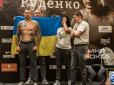 Український боксер розгорнув у Москві жовто-синій стяг: Дай, Боже, йому сьогодні зробити те, що потрібно...