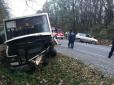 На Львівщині рейсовий автобус потрапив у жахливу ДТП, є постраждалі (фото)